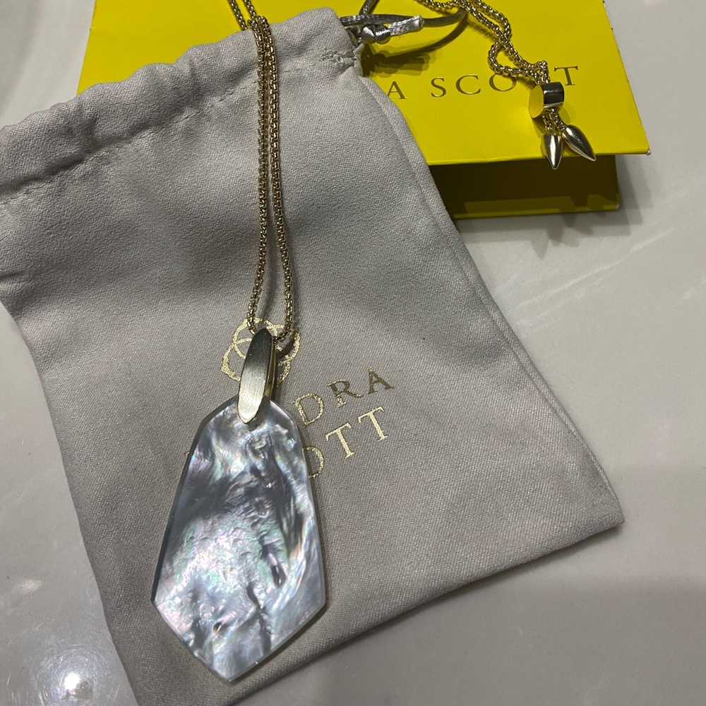 Kendra Scott adjustable long necklace